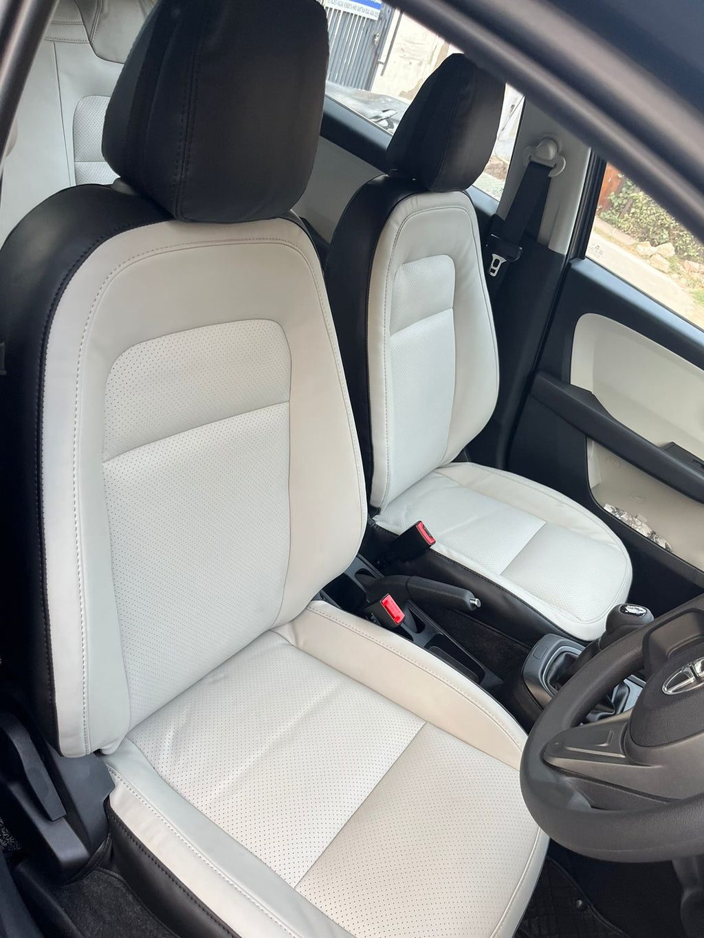 DOLPHIN SEAT COVER ALTROZ ORG 1/21/21 DolphinAccessories