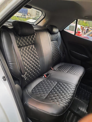 DOLPHIN SEAT COVER XUV 300 (WITH ARMREST) Honey Bee Quilting 01