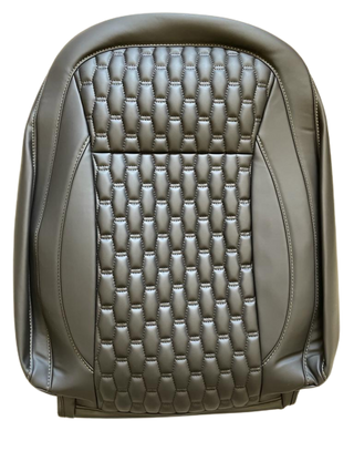 DOLPHIN SEAT COVER XUV 300(2) HONEY BEE QUILTING 01(21)