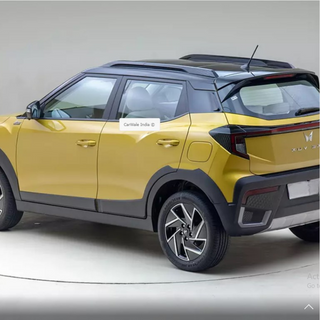 Xuv 3XO Spoiler(Black) And Roof Garnish Bundle by M-tek
