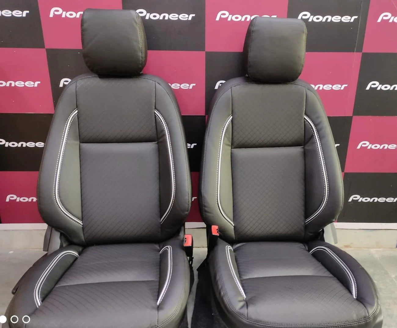 DOLPHIN SEAT COVER NEW SCORPIO WITH ARMREST CORAL PLUS 1 1 30
